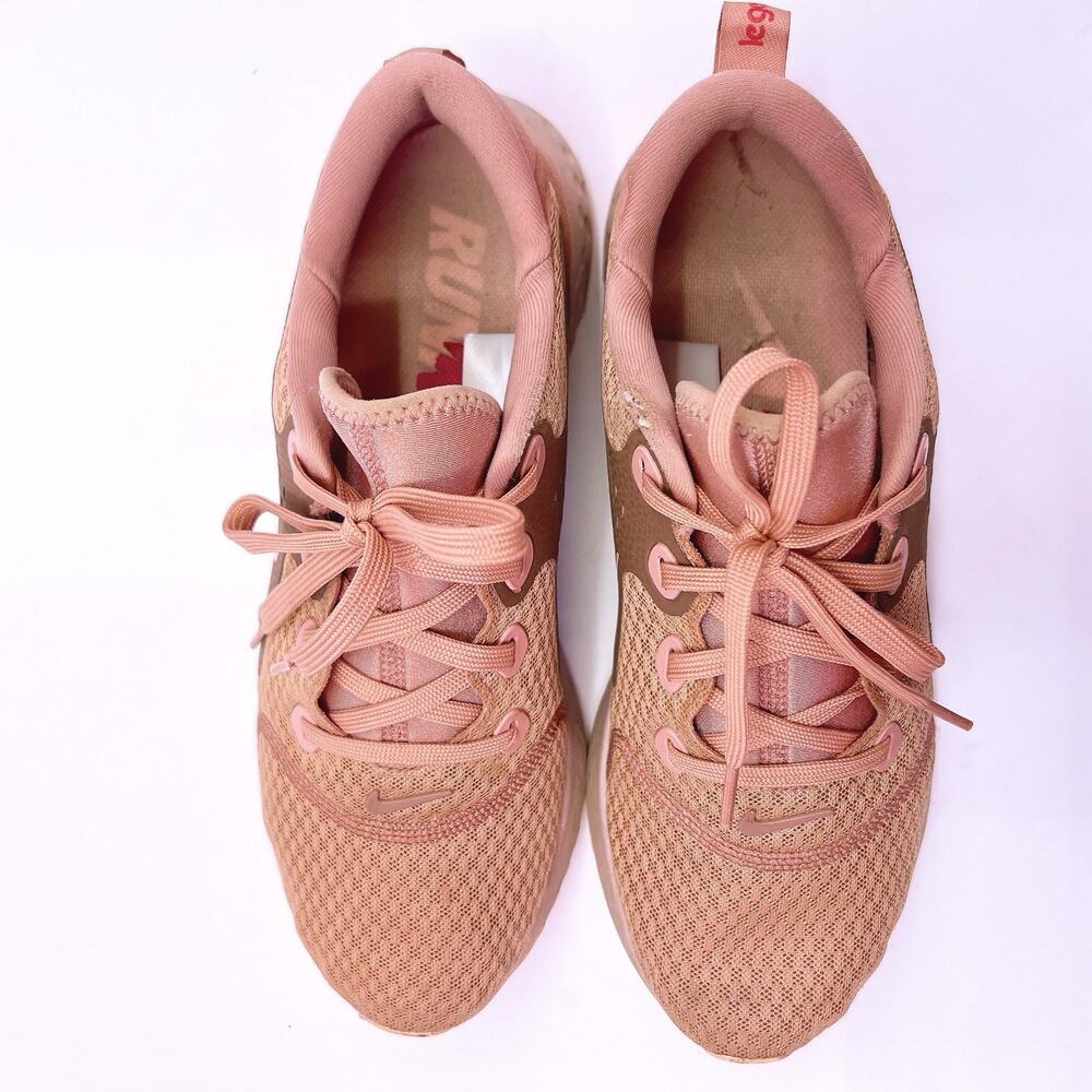 Nike 2018 Legend React Women' Size 10 Pink Running Shoes Sneakers AA1626-602 - Picture 5 of 9